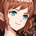 並んでいる女