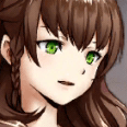 逃げている女
